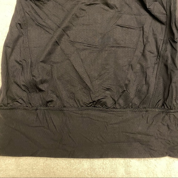 Lululemon No Limits Built in Bra, black, size 6 - Picture 6 of 6